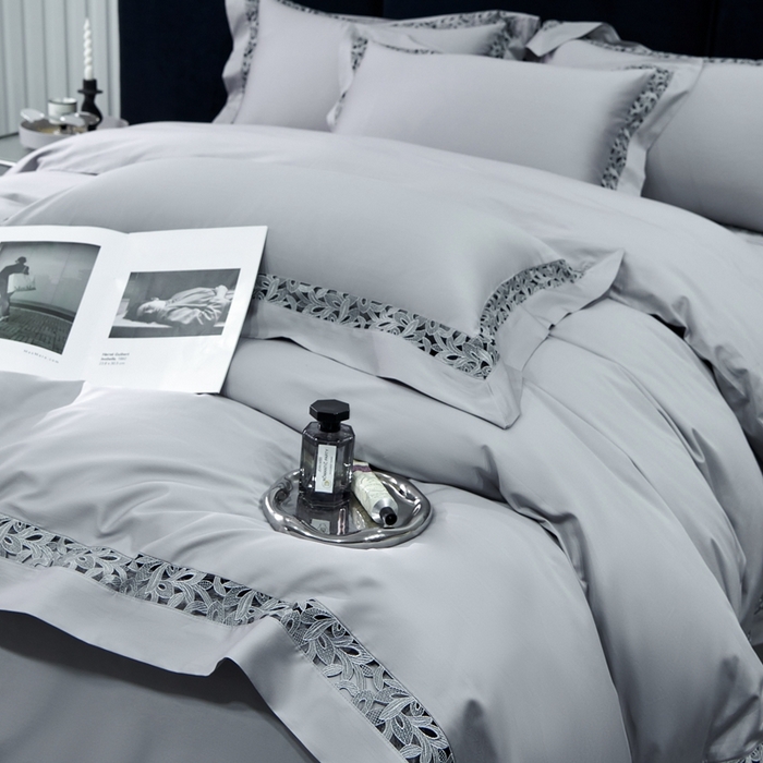 91家纺网 家纺一手货源 找家纺 榻尚家居2023款纯棉贡缎蕾丝款四件套(会员-20) 优雅灰