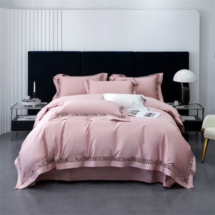 91家纺网 家纺一手货源 找家纺 榻尚家居2023款纯棉镂空贡缎蕾丝款四件套(会员-20) 曙光粉