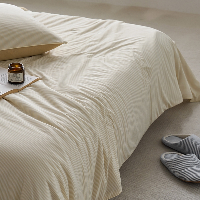 91家纺网 家纺一手货源 找家纺 （总）莱福仕家纺2024新款无印风凉感针织夏被