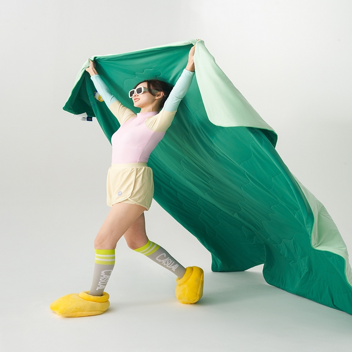 91家纺网 家纺一手货源 找家纺 莱福仕家纺 2024新款解放鸭力凉感蚕丝夏被 极光绿