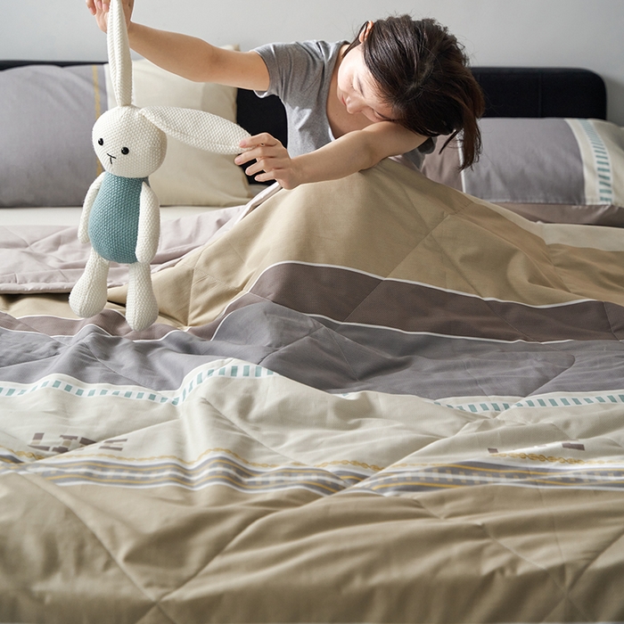 91家纺网 家纺一手货源 找家纺 （总）莱福仕家纺 2023新款全棉喷气印花夏被四件套