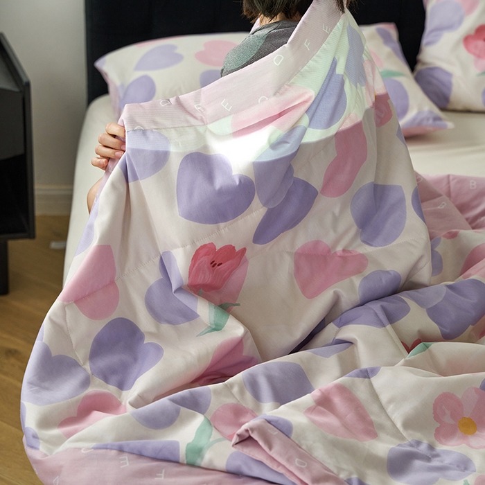 91家纺网 家纺一手货源 找家纺 莱福仕家纺 2023新款全棉喷气印花夏被四件套 沐心