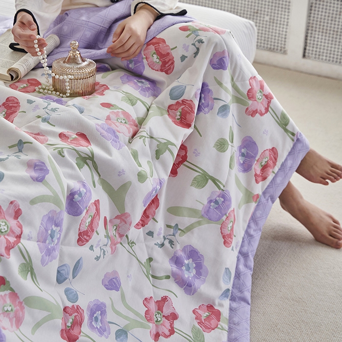 91家纺网 家纺一手货源 找家纺 莱福仕家纺 2023新款全棉喷气印花夏被四件套 铃兰花