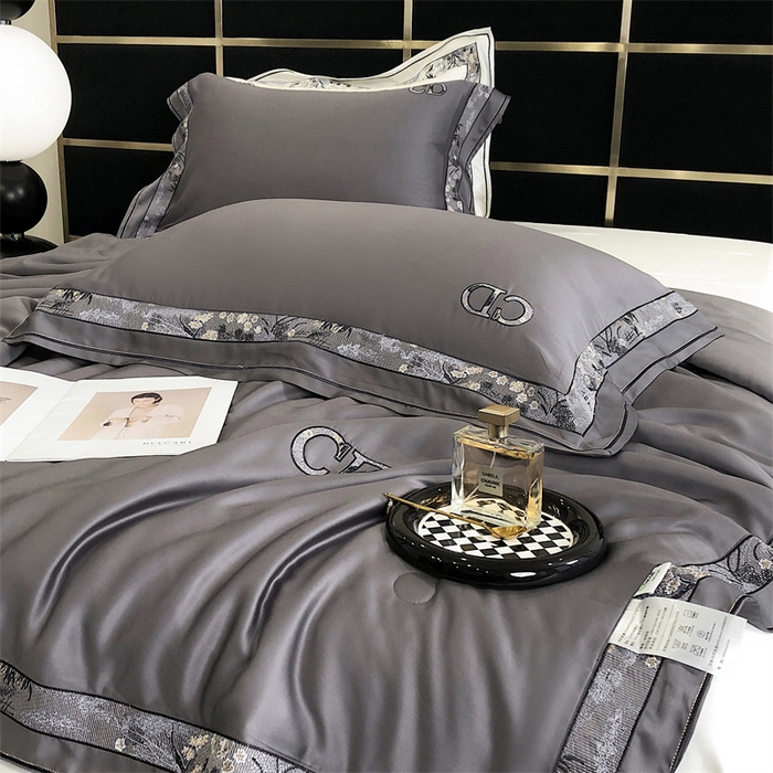 91家纺网 家纺一手货源 找家纺 汇庭 2023新品克里斯汀夏被 高级灰