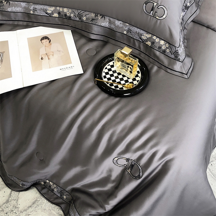 91家纺网 家纺一手货源 找家纺 汇庭 2023新品克里斯汀夏被 高级灰