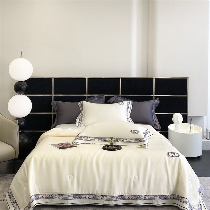 91家纺网 家纺一手货源 找家纺 汇庭 2023新品克里斯汀夏被 珍珠白