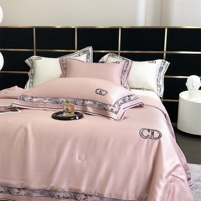 91家纺网 家纺一手货源 找家纺 汇庭 2023新品克里斯汀夏被 俏皮粉