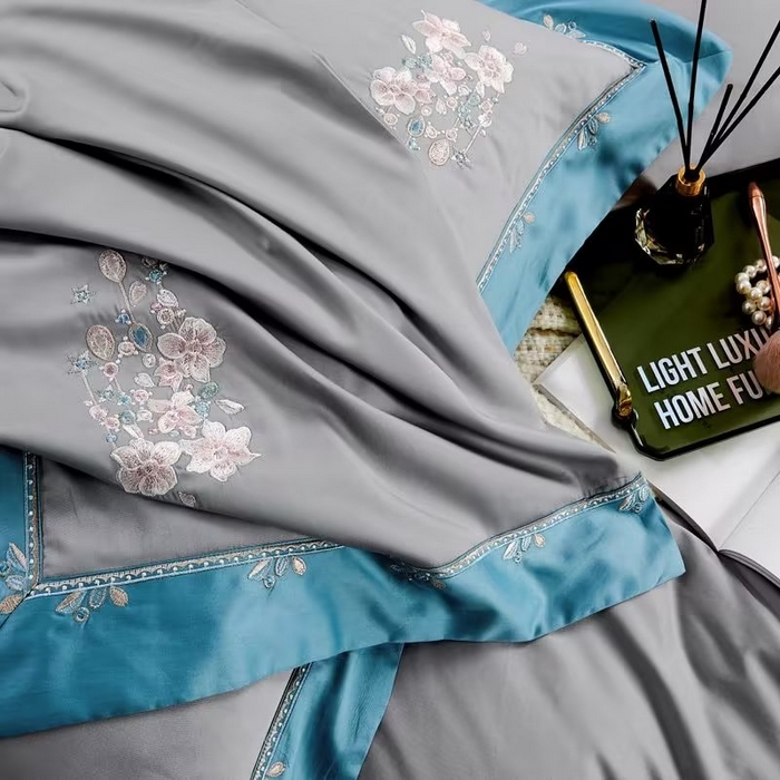 91家纺网 家纺一手货源 找家纺 U品汇 2023新品120支60S长绒棉宽边刺绣花贡缎纯棉全棉四件套 爱的城堡-时尚灰
