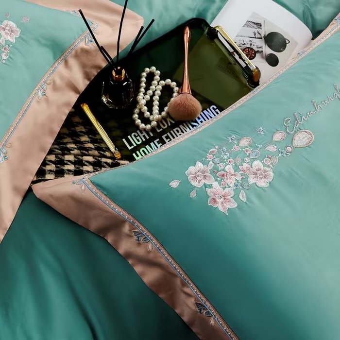 91家纺网 家纺一手货源 找家纺 U品汇 2023新品120支60S长绒棉宽边刺绣花贡缎纯棉全棉四件套 爱的城堡-松石绿