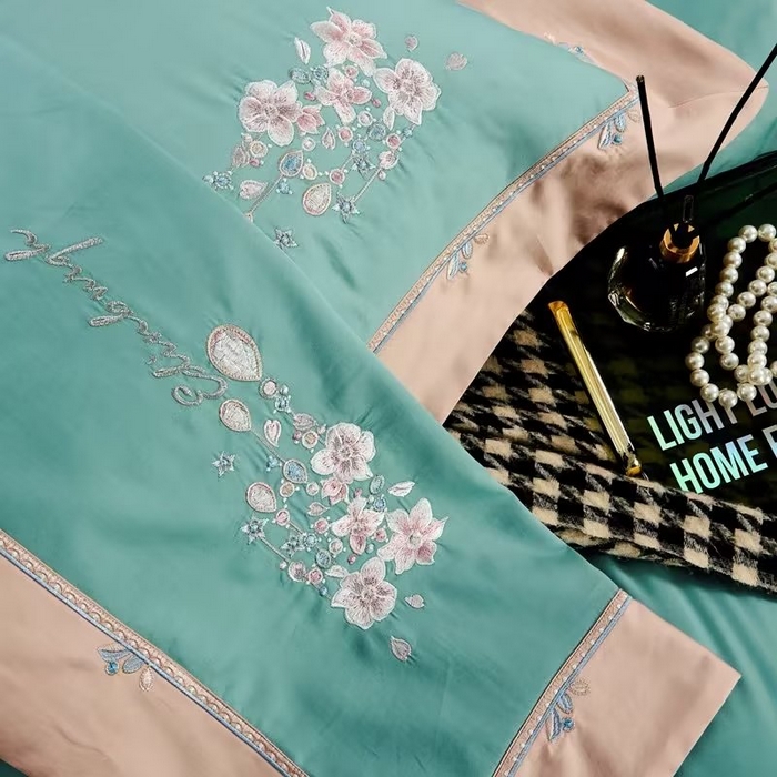 91家纺网 家纺一手货源 找家纺 U品汇 2023新品120支60S长绒棉宽边刺绣花贡缎纯棉全棉四件套 爱的城堡-松石绿