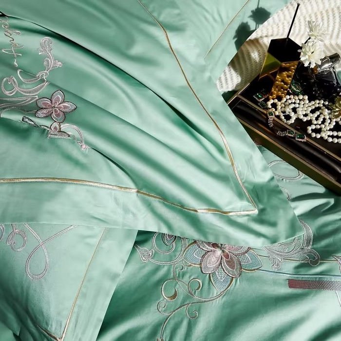 91家纺网 家纺一手货源 找家纺 U品汇 2023新品120支60S长绒棉宽边刺绣花贡缎纯棉全棉四件套 暗香-浅石兰