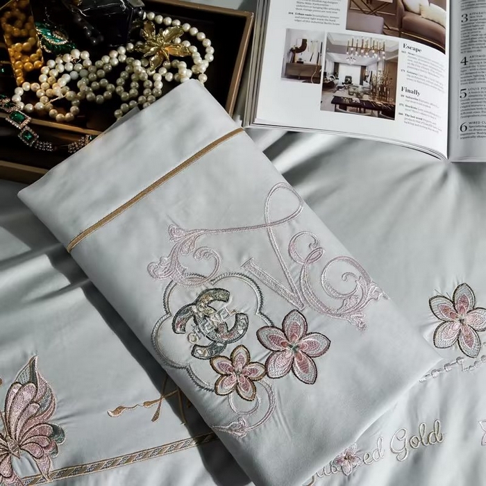 91家纺网 家纺一手货源 找家纺 U品汇 2023新品120支60S长绒棉宽边刺绣花贡缎纯棉全棉四件套 暗香-时尚灰