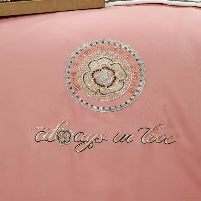 91家纺网 家纺一手货源 找家纺 U品汇 2023新品120支60S长绒棉宽边刺绣花贡缎纯棉全棉四件套 奢雅-粉豆沙