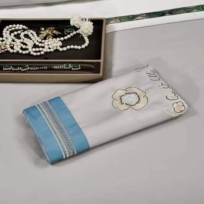 91家纺网 家纺一手货源 找家纺 U品汇 2023新品120支60S长绒棉宽边刺绣花贡缎纯棉全棉四件套 奢雅-优雅灰