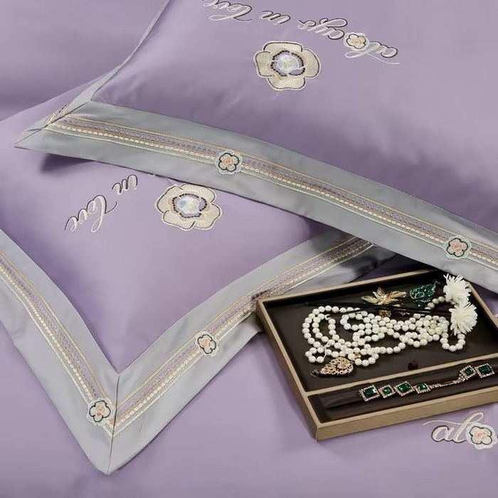 91家纺网 家纺一手货源 找家纺 U品汇 2023新品120支60S长绒棉宽边刺绣花贡缎纯棉全棉四件套 奢雅-薰衣紫