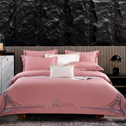 91家纺网 家纺一手货源 找家纺 U品汇 2023新品120支60S长绒棉宽边刺绣花贡缎纯棉全棉四件套 祖马龙-樱花粉