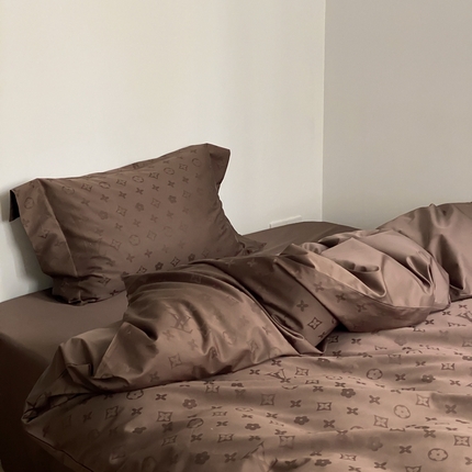 91家纺网 家纺一手货源 找家纺 爱丽丝 2023新款100S全棉提花四件套 路易老花