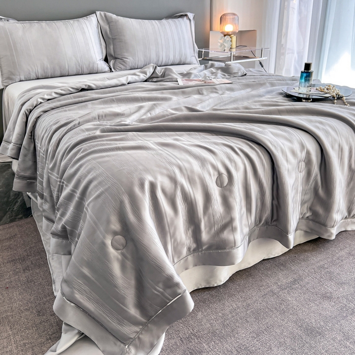 91家纺网 家纺一手货源 找家纺 佳居缘 2024新款60天丝夏被四件套-倾心 倾心-绅士灰