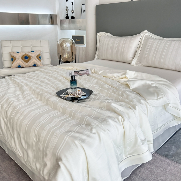 91家纺网 家纺一手货源 找家纺 佳居缘 2024新款60天丝夏被四件套-倾心 倾心-珍珠白