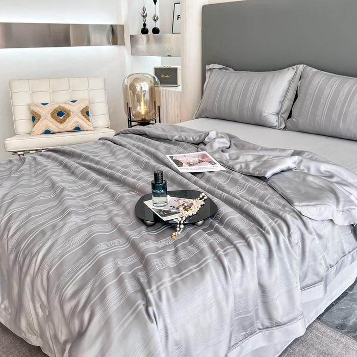 91家纺网 家纺一手货源 找家纺 佳居缘 2024新款60天丝夏被四件套-倾心 倾心-绅士灰