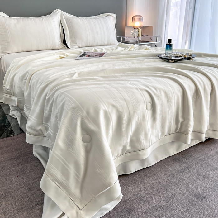 91家纺网 家纺一手货源 找家纺 佳居缘 2024新款60天丝夏被四件套-倾心 倾心-珍珠白