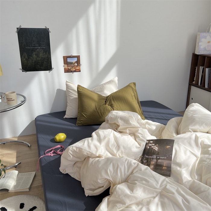 91家纺网 家纺一手货源 找家纺 六巷胡同 2023新款ins博主风三色混搭水洗棉四件套 象牙白藏青