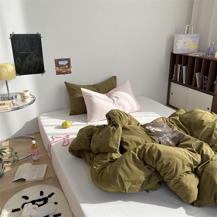 91家纺网 家纺一手货源 找家纺 六巷胡同 2023新款ins博主风三色混搭水洗棉四件套 咸菜绿豆乳