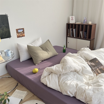 91家纺网 家纺一手货源 找家纺 六巷胡同 2023新款ins博主风三色混搭水洗棉四件套 牛乳白酱紫