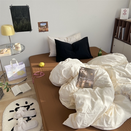 91家纺网 家纺一手货源 找家纺 （总）六巷胡同 2023新款ins博主风三色混搭水洗棉四件套