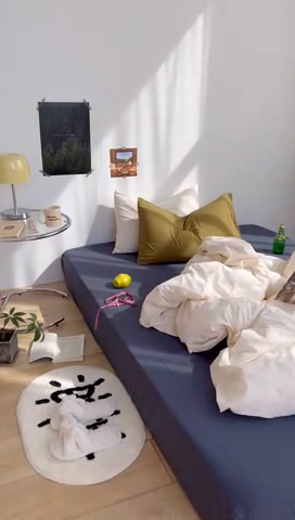 91家纺网 家纺一手货源 找家纺 六巷胡同 2023新款ins博主风三色混搭水洗棉四件套 象牙白藏青