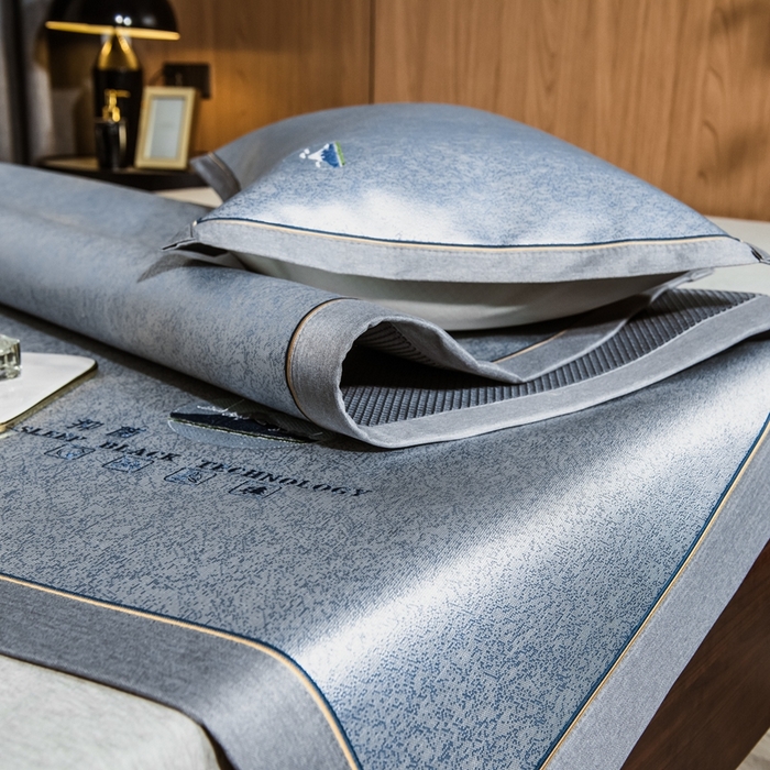 91家纺网 家纺一手货源 找家纺 2023全季家居纯色凉感肌理纹富士款冰丝凉席 富士款-丁香紫