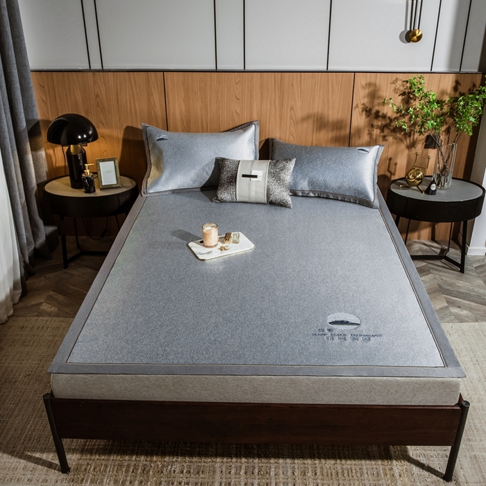 91家纺网 家纺一手货源 找家纺 2023全季家居纯色凉感肌理纹富士款冰丝凉席 富士款-丁香紫