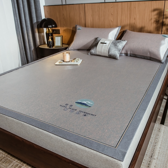 91家纺网 家纺一手货源 找家纺 2023全季家居纯色凉感肌理纹富士款冰丝凉席 富士款-浅粉