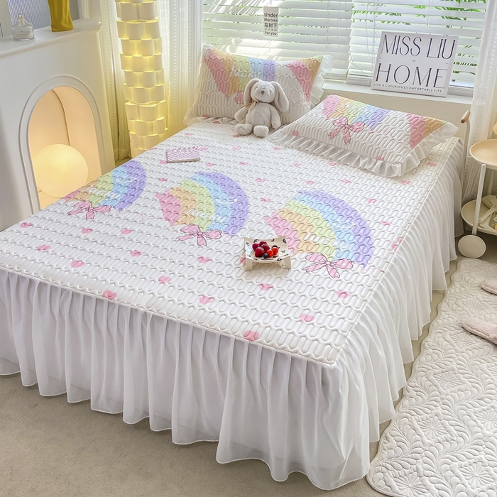 91家纺网 家纺一手货源 找家纺 （总）慕澄 2023新款小版雪纺床裙款乳胶凉席