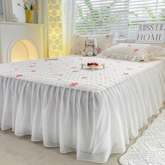 91家纺网 家纺一手货源 找家纺 慕澄 2023新款小版雪纺床裙款乳胶凉席 点点小花