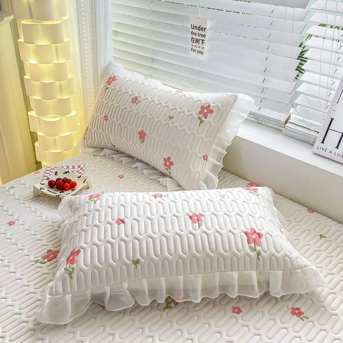 91家纺网 家纺一手货源 找家纺 慕澄 2023新款小版雪纺床裙款乳胶凉席 点点小花