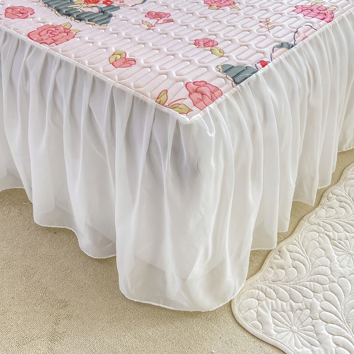 91家纺网 家纺一手货源 找家纺 慕澄 2023新款小版雪纺床裙款乳胶凉席 黑裙兔兔