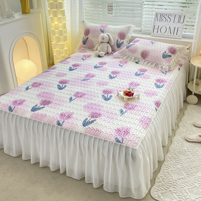 91家纺网 家纺一手货源 找家纺 慕澄 2023新款小版雪纺床裙款乳胶凉席 花影