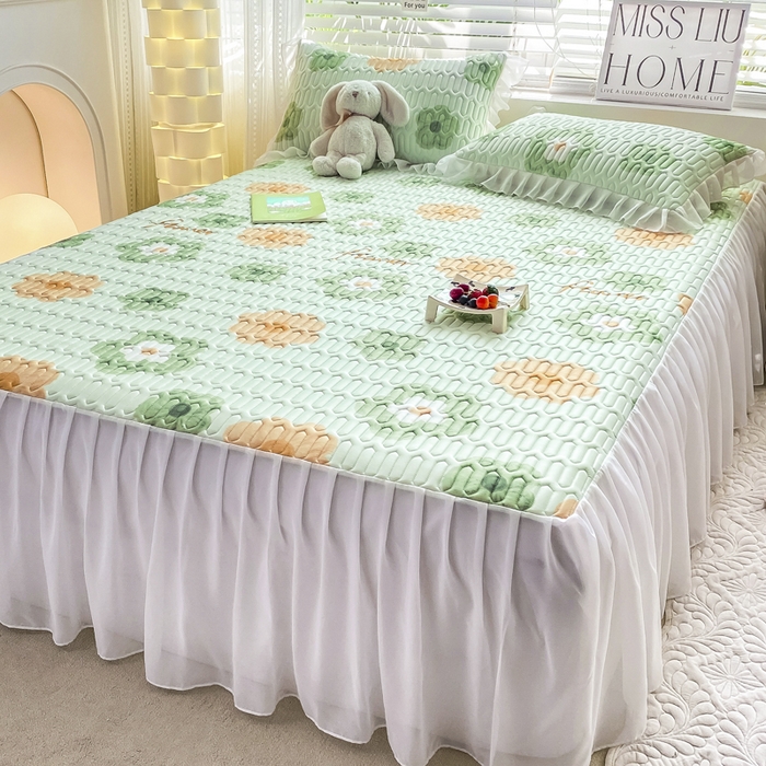 91家纺网 家纺一手货源 找家纺 慕澄 2023新款小版雪纺床裙款乳胶凉席 幻想曲