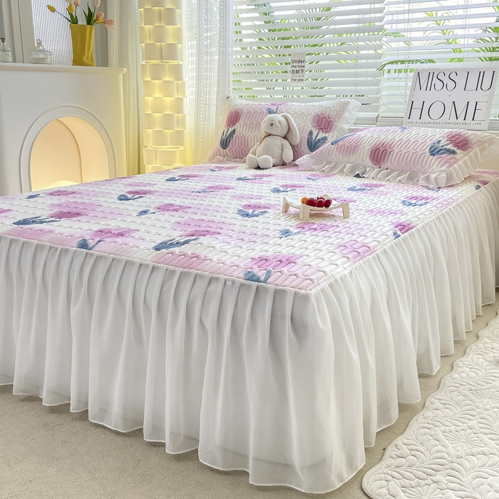 91家纺网 家纺一手货源 找家纺 慕澄 2023新款小版雪纺床裙款乳胶凉席 花影