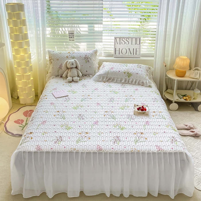 91家纺网 家纺一手货源 找家纺 慕澄 2023新款小版雪纺床裙款乳胶凉席 轻舞飞扬