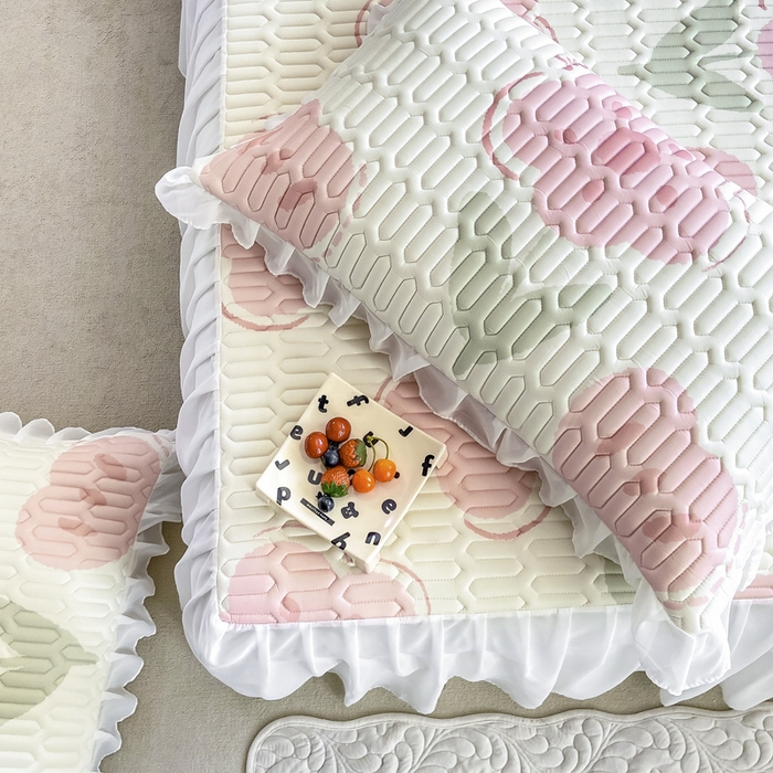 91家纺网 家纺一手货源 找家纺 慕澄 2023新款小版雪纺床裙款乳胶凉席 美丽