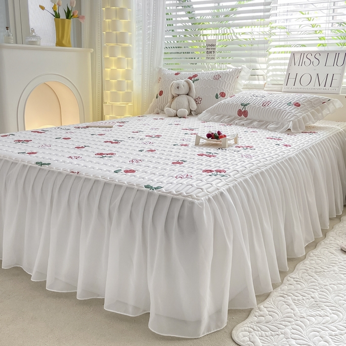 91家纺网 家纺一手货源 找家纺 慕澄 2023新款小版雪纺床裙款乳胶凉席 小樱桃