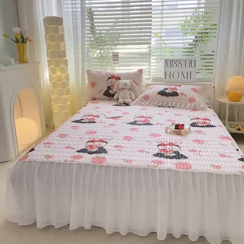 91家纺网 家纺一手货源 找家纺 慕澄 2023新款小版雪纺床裙款乳胶凉席 黑裙兔兔