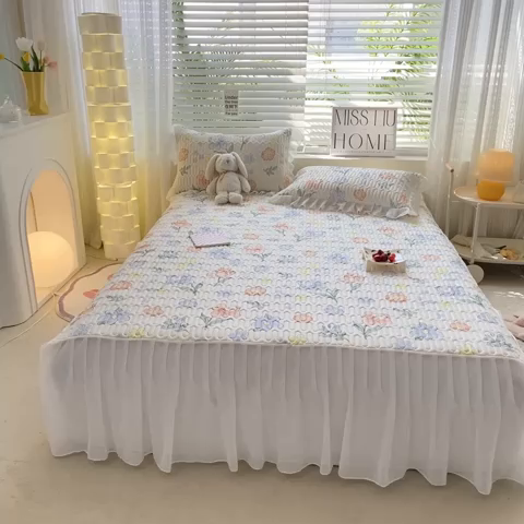 91家纺网 家纺一手货源 找家纺 慕澄 2023新款小版雪纺床裙款乳胶凉席 蓝色花丛