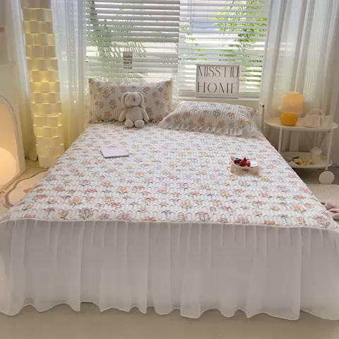 91家纺网 家纺一手货源 找家纺 慕澄 2023新款小版雪纺床裙款乳胶凉席 繁星碎花