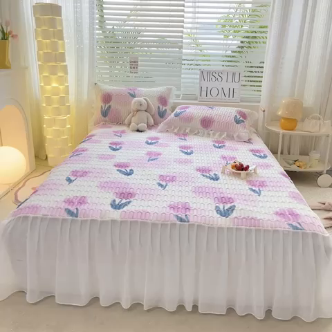 91家纺网 家纺一手货源 找家纺 慕澄 2023新款小版雪纺床裙款乳胶凉席 花影