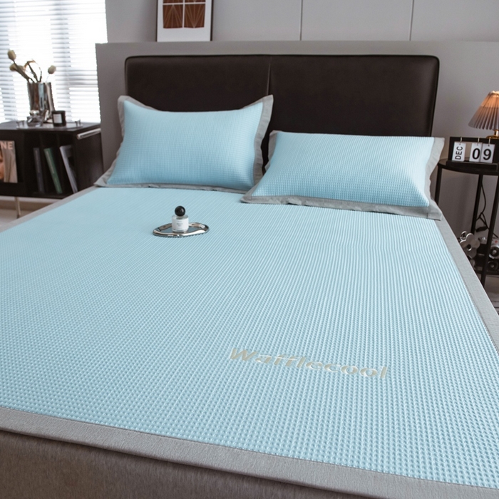 91家纺网 家纺一手货源 找家纺 全季 2023新款纯色凉豆豆绣花款凉席 华夫格-仓蓝