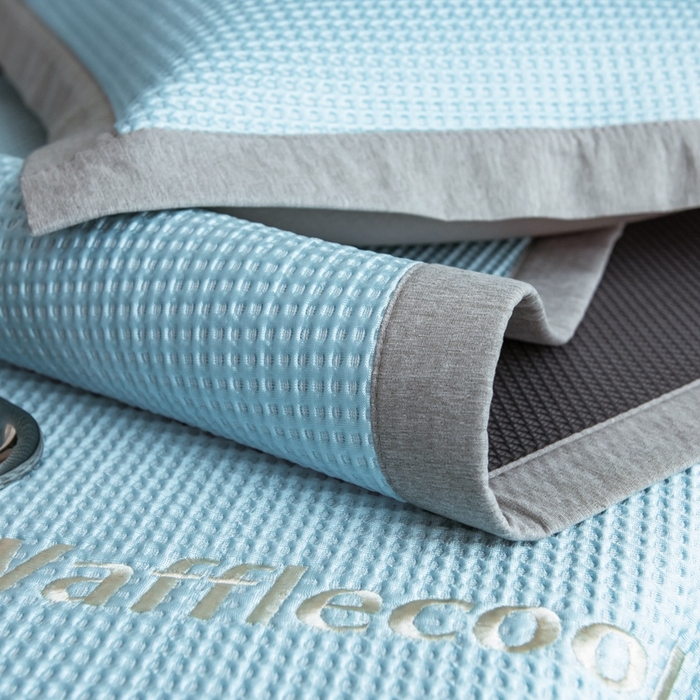 91家纺网 家纺一手货源 找家纺 全季 2023新款纯色凉豆豆绣花款凉席 华夫格-仓蓝