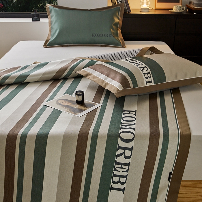 91家纺网 家纺一手货源 找家纺 圆岛家纺 2023夏季A类复古条纹系列高档900D数码印花冰丝凉席 南卡绿